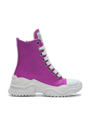 REBEL HIGH – Pelle