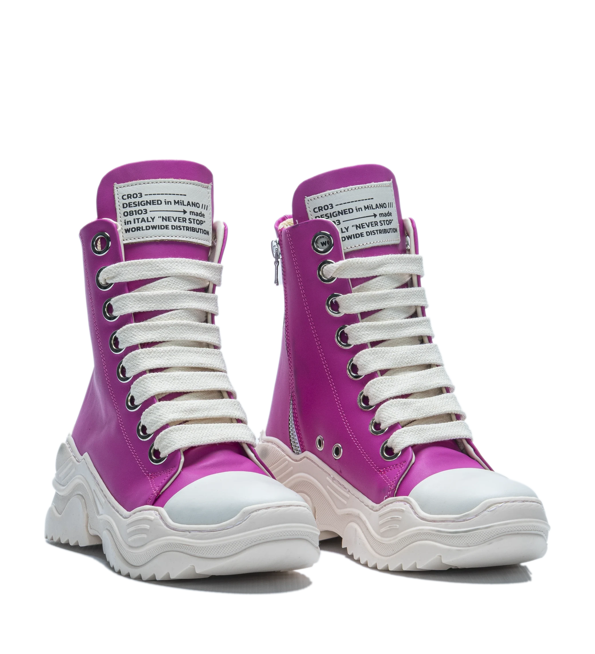 REBEL HIGH – Cuir