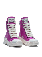 REBEL HIGH – Pelle