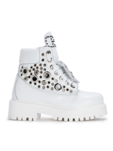 STARBOOT CUSTOM — Weiße Edition mit silberfarbenen Nieten