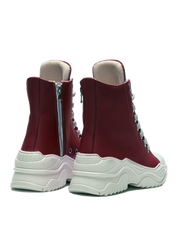 REBEL HIGH – Pelle