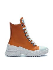REBEL HIGH – Pelle