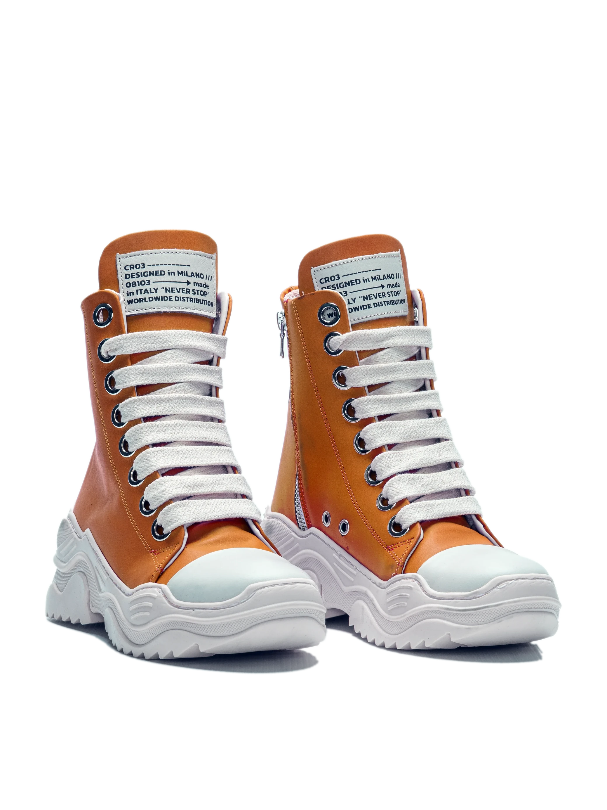 REBEL HIGH – Pelle